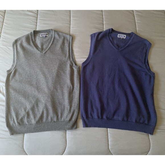 Club Room Mens Sweater Vests 1 Blue 1 Gray Size Medium V-Neck Pullover Lot of 2 - Picture 1 of 12
